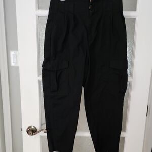 Banana Republic / Black Cargo Pants